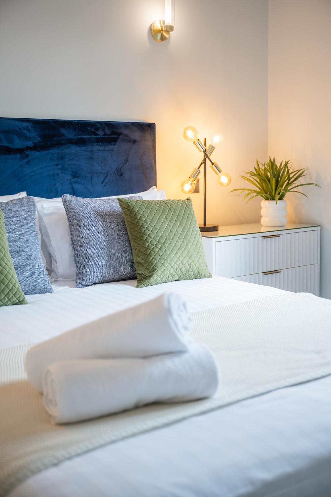 Quiet 2 Bedroom Gem In Stirling Bridge of Allan Exteriör bild